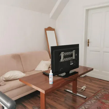 ホームステイ Cologne Koln Private Privarzimmer *